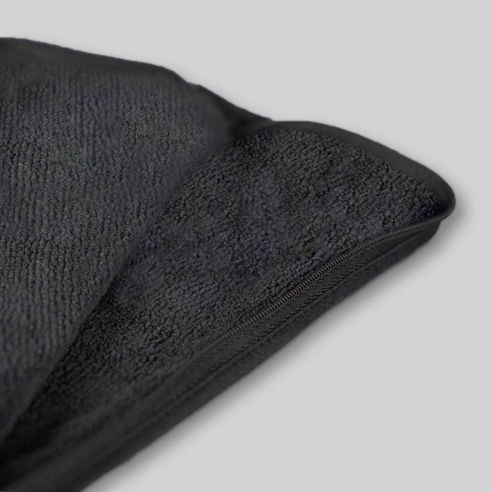 Custom 127g Ultra-Slim 3-Fold Umbrella | Fidelity International Case